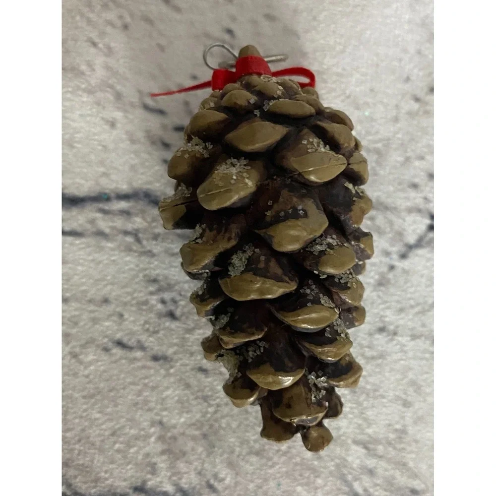 Vintage Hallmark Keepsake Pinecone Mouse Home Christmas Tree Ornament